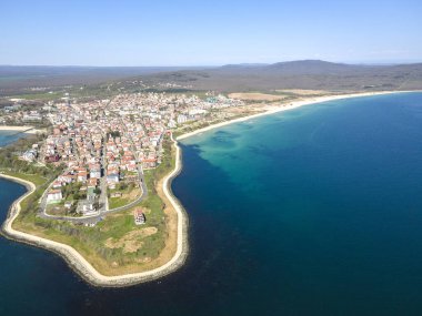 Bulgaristan 'ın Burgaz Bölgesi' ndeki Primorsko kasabasının şaşırtıcı hava manzarası