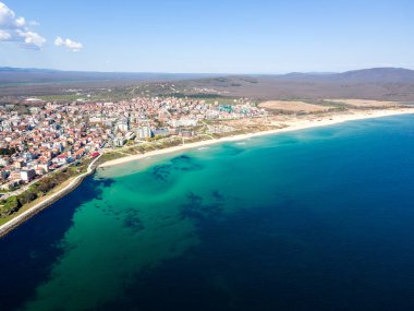 Bulgaristan 'ın Burgaz Bölgesi' ndeki Primorsko kasabasının şaşırtıcı hava manzarası