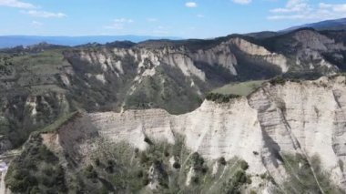 Bulgaristan 'ın Blagoevgrad bölgesinin tarihi Melnik kasabasının hava manzarası