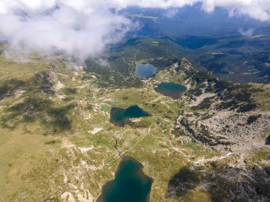 Yedi Rila Gölü, Rila Dağı, Bulgaristan 'ın şaşırtıcı hava manzarası