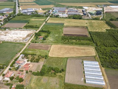 Bulgaristan 'ın Filibe Bölgesi' nin Tsalapitsa köyü yakınlarındaki Yukarı Trakya Ovası 'nın hava manzarası