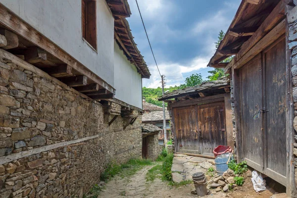 Villaggio Kovachevitsa Con Autentiche Case Ottocentesche Regione Blagoevgrad Bulgaria — Foto Stock