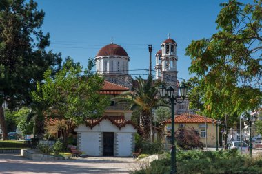 NEA POTEIDAIA, HALKIDIKI, GREECE - 24 Haziran 2014: Nea Poteidaia, Kassandra, Chalkidiki, Orta Makedonya, Yunanistan
