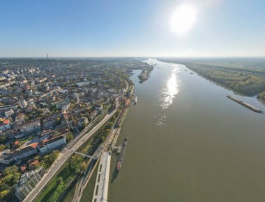 Bulgaristan 'ın Tuna Nehri ve Rusçuk Kenti havacılık manzarası