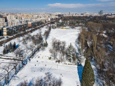 Bulgaristan 'ın Sofya kentindeki South Park' ın Kışlık Hava Manzarası