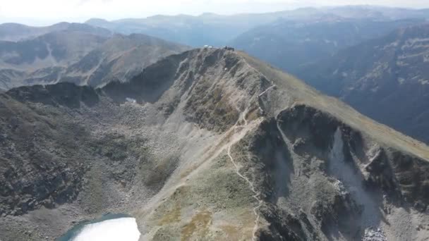 Musala Zirvesinin Havadan Görünüşü Rila Dağı Bulgaristan — Stok video