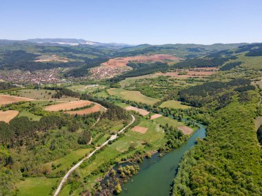 Topolnitsa Barajı 'nın hava manzarası, Sredna Gora Dağı, Bulgaristan