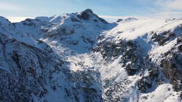 Vista Aérea Invierno Del Pico Malyovitsa Montaña Rila Bulgaria — Vídeos de Stock