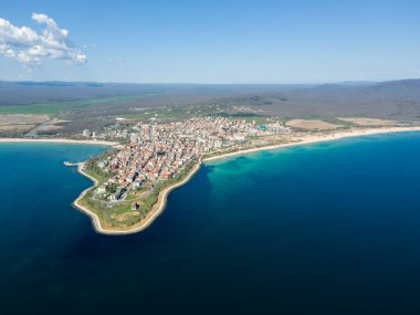 Bulgaristan 'ın Burgaz Bölgesi' ndeki Primorsko kasabasının şaşırtıcı hava manzarası