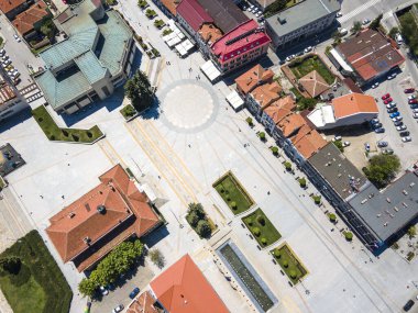 Bulgaristan 'ın Pazardzhik bölgesinin tarihi Panagyurishte kasabasının hava manzarası