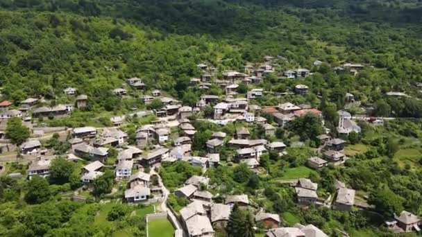 Vista Aérea Vila Kovachevitsa Com Autênticas Casas Século Xix Região — Vídeo de Stock