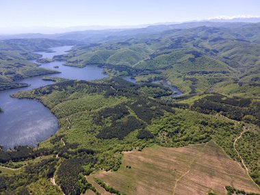 Topolnitsa Barajı 'nın hava manzarası, Sredna Gora Dağı, Bulgaristan
