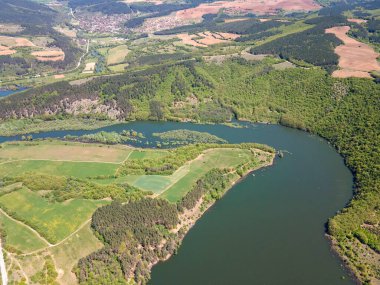 Topolnitsa Barajı 'nın hava manzarası, Sredna Gora Dağı, Bulgaristan