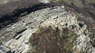 Bulgaristan 'ın Kardzhali Bölgesi, Perperikon antik Trakya kentinin hava manzarası