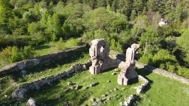 Αεροφωτογραφία Της Βασιλικής Της Ελένσκα Ερείπια Της Παλαιοχριστιανικής Εκκλησίας Κοντά — Αρχείο Βίντεο