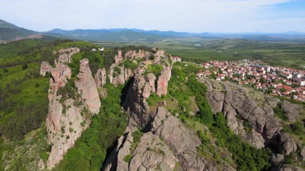 Vista Aérea Las Rocas Belogradchik Región Vidin Bulgaria — Vídeos de Stock