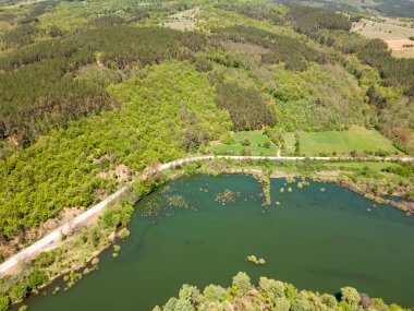 Topolnitsa Barajı 'nın hava manzarası, Sredna Gora Dağı, Bulgaristan