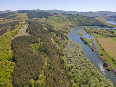 Topolnitsa Barajı 'nın hava manzarası, Sredna Gora Dağı, Bulgaristan