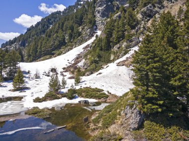 Suhoto Gölü (kuru göl), Rila Dağı, Kyustendil bölgesi, Bulgaristan