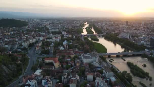 Καταπληκτική Θέα Aerial Ηλιοβασίλεμα Της Πόλης Της Φιλιππούπολης Βουλγαρία — Αρχείο Βίντεο