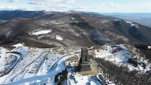 Shipka Bulgaria Январь 2021 Вид Воздуха Памятник Свободы Шипка Пике — стоковое видео