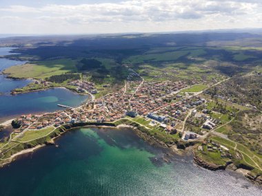 Bulgaristan 'ın Burgaz Bölgesi Ahtopol kentinin şaşırtıcı hava manzarası