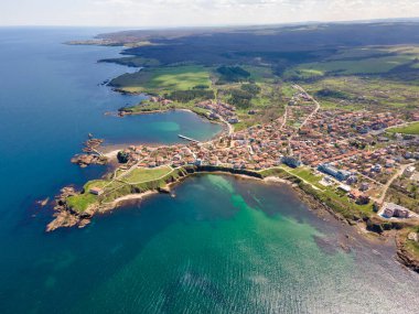 Bulgaristan 'ın Burgaz Bölgesi Ahtopol kentinin şaşırtıcı hava manzarası