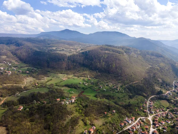 Bulgaristan Balkan Dağları Ndaki Iskar Nehri Boğazı Ndaki Lakatnik Köyünün — Stok fotoğraf