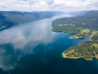 Bulgaristan 'ın Smolyan Bölgesi, Dospat Reservoir Havacılık Manzarası