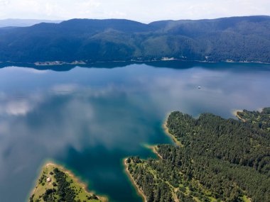 Bulgaristan 'ın Smolyan Bölgesi, Dospat Reservoir Havacılık Manzarası