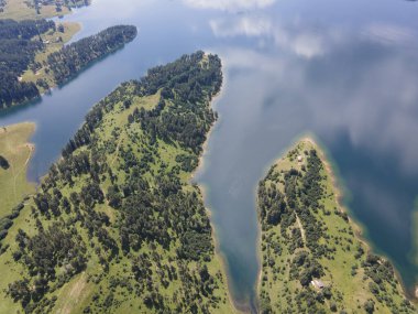 Bulgaristan 'ın Smolyan Bölgesi, Dospat Reservoir Havacılık Manzarası