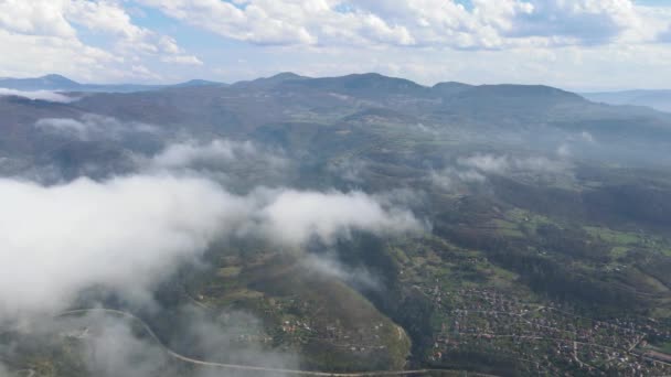 Pemandangan Udara Sungai Iskar Ngarai Dekat Desa Milanovo Pegunungan Balkan — Stok Video