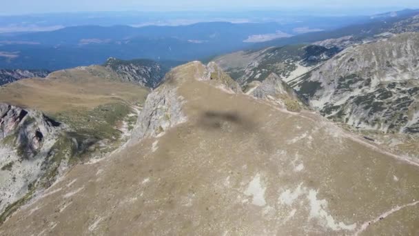 Malyovitsa Zirvesinin Havadan Görünüşü Rila Dağı Bulgaristan — Stok video