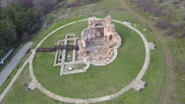 Luchtfoto Van Rode Kerk Ruïnes Van Vroeg Byzantijnse Christelijke Basiliek — Stockvideo