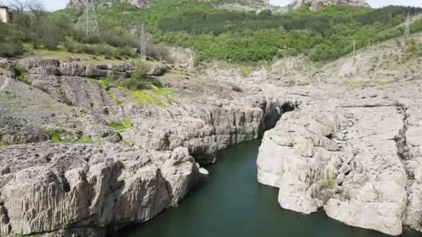 Vista Aérea Sheytan Dere Rio Shaitan Canyon Sob Barragem Studen — Vídeo de Stock