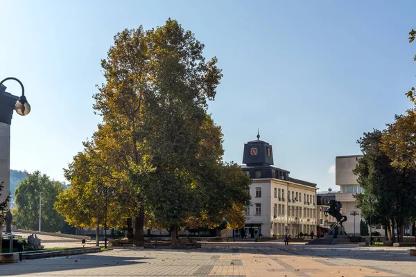 Lovech Bulgaria 2020年11月8日 ブルガリア ロヴェチ中心部のパノラマビュー — ストック写真