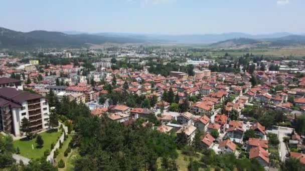 Bulgaristan Pazardzhik Bölgesinin Velingrad Kentinde Bulunan Ünlü Spa Beldesinin Hava — Stok video