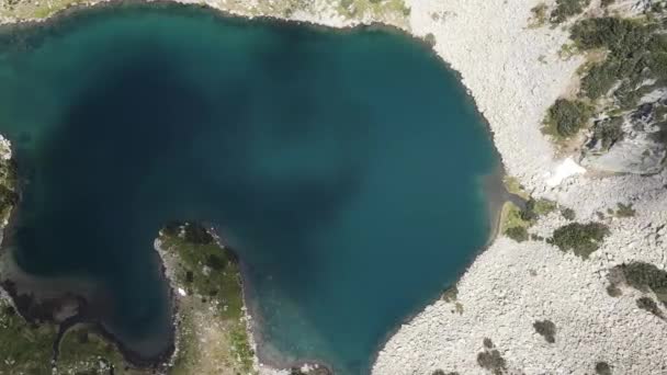 Niesamowity Widok Lotu Ptaka Jezioro Fish Banderitsa Pirin Mountain Bułgaria — Wideo stockowe