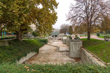 PLEVEN, BULGARIA - 8 Kasım 2020: Bulgaristan 'ın Plevne kentinin Panoraması