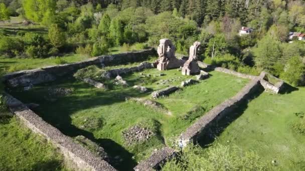 Αεροφωτογραφία Της Βασιλικής Της Ελένσκα Ερείπια Της Παλαιοχριστιανικής Εκκλησίας Κοντά — Αρχείο Βίντεο