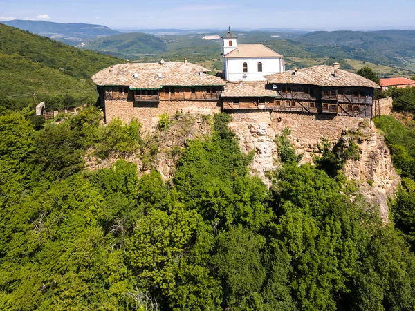 Vista Aérea Mosteiro Glozhene Medieval São Jorge Região Lovech Bulgária — Fotografia de Stock