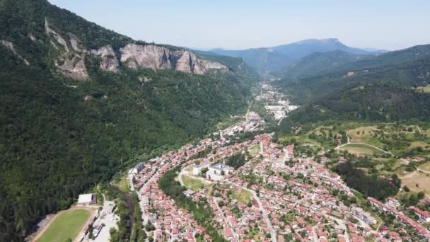 Вид Воздуха Город Тетевен Балканских Горах Регион Ловеч Болгария — стоковое видео