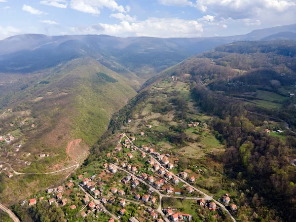Pemandangan Udara Desa Lakatnik Sungai Iskar Gorge Pegunungan Balkan Bulgaria — Stok Foto