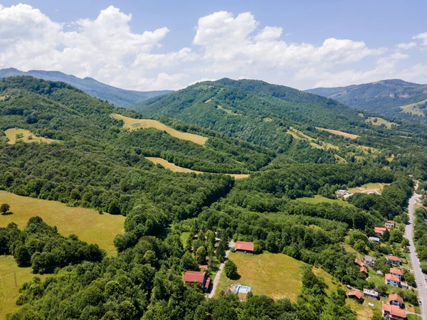 Uitzicht Vanuit Lucht Het Dorp Ribaritsa Het Balkangebergte Lovech Bulgarije — Stockfoto