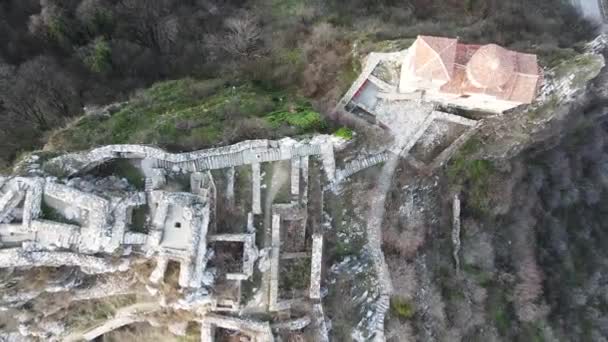 Pemandangan Udara Reruntuhan Benteng Asen Abad Pertengahan Asenovgrad Wilayah Plovdiv — Stok Video