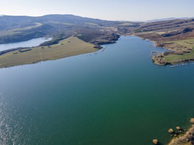 Bulgaristan 'ın Dyakovo Reservoir, Kyustendil Bölgesinin hava manzarası