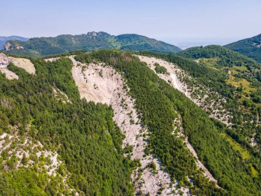 Belintash 'ın havadan görünüşü - Bulgaristan' ın Rodop Dağlarındaki tanrı Sabazios 'a adanmış antik tapınak