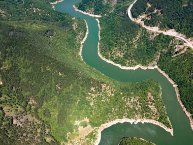 Bulgaristan 'ın Smolyan Bölgesi, Tsankov kamak Barajı' nın hava manzarası