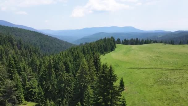 Удивительный Вид Воздуха Гору Рила Возле Дамбы Белмекен Болгария — стоковое видео