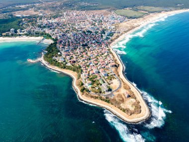 Bulgaristan 'ın Burgaz Bölgesi' ndeki Primorsko kasabasının şaşırtıcı hava manzarası